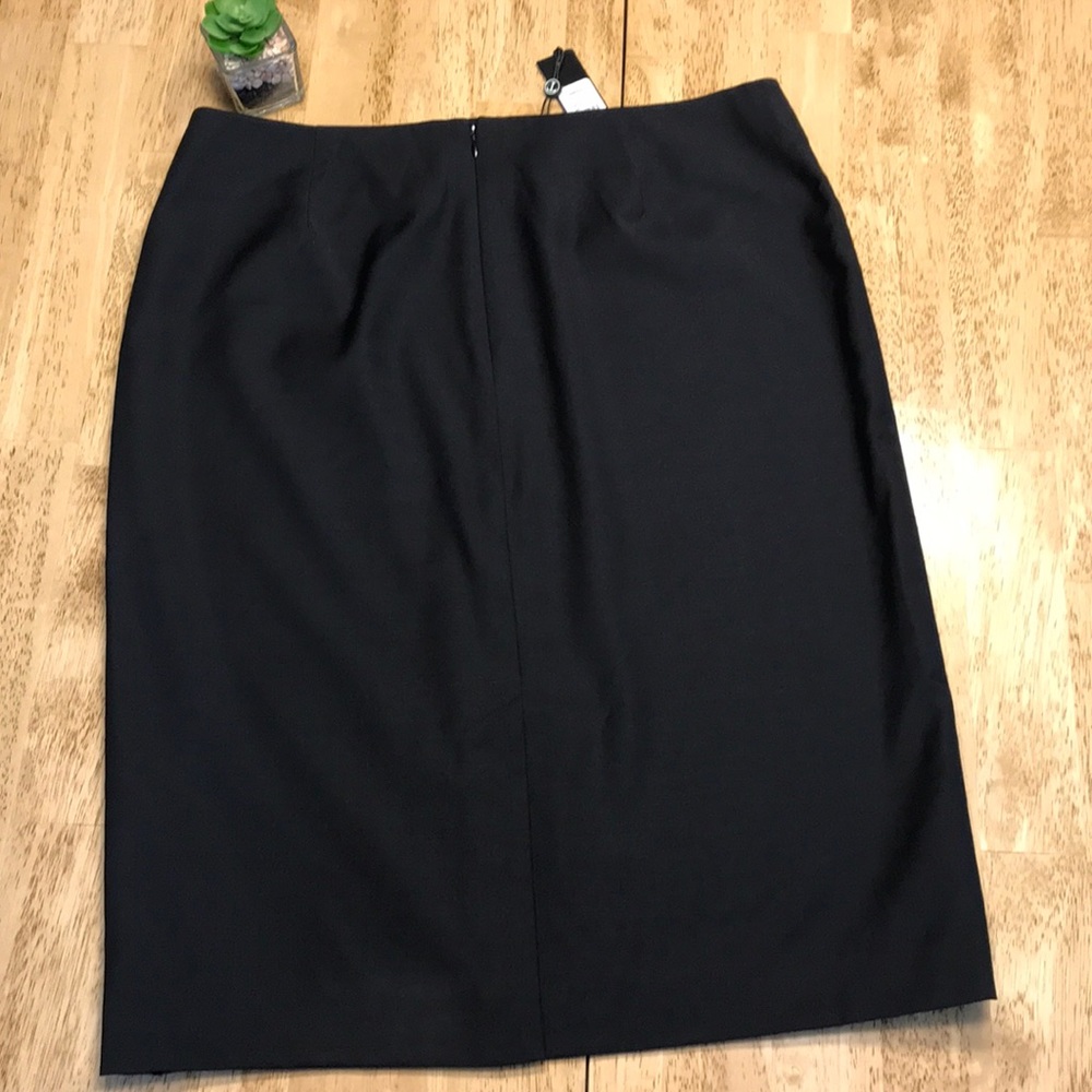 Talbots classic black skirt - Picture 5 of 8